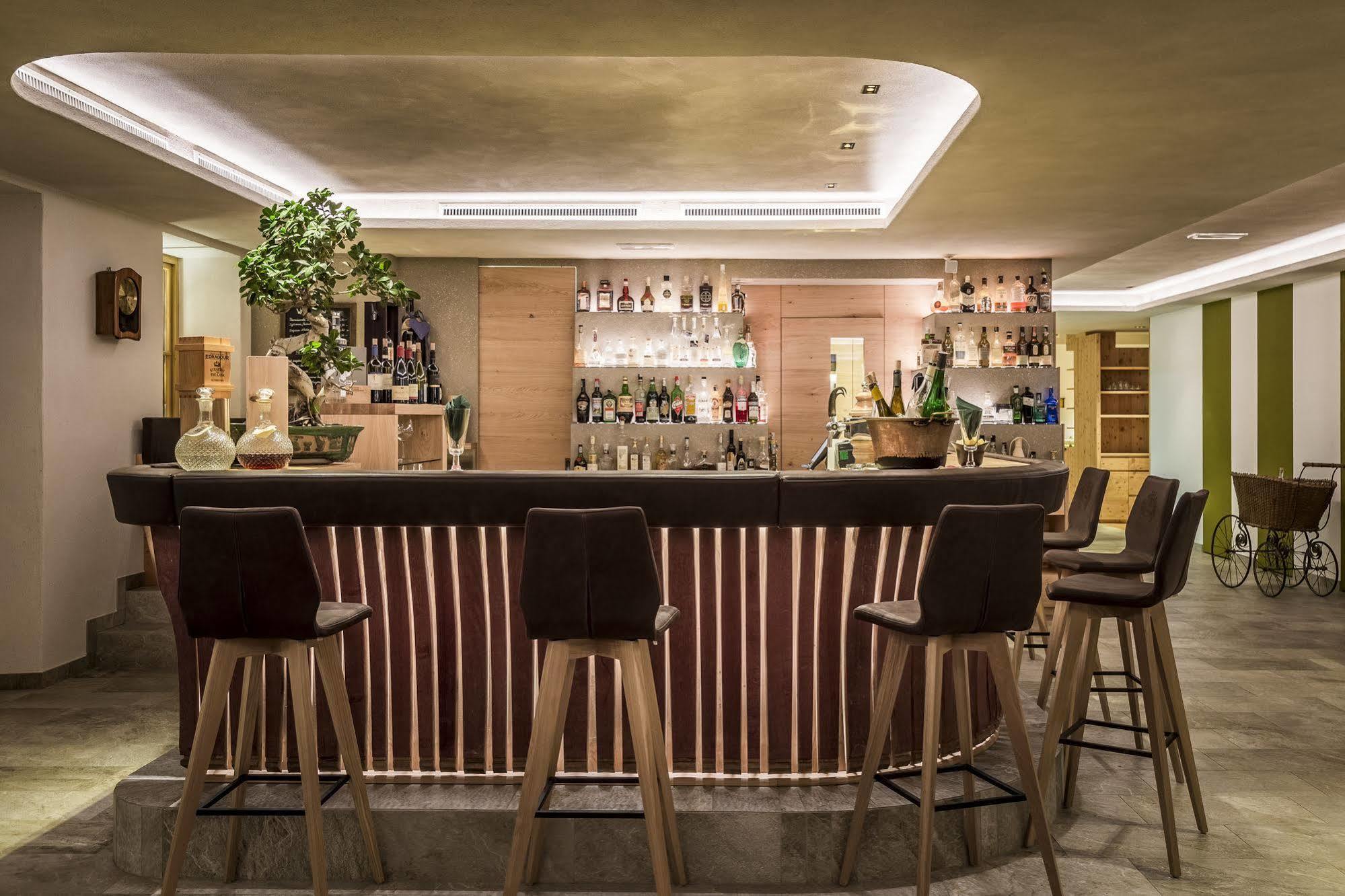 Hotel Restaurant Langgenhof บรูนิโก ภายนอก รูปภาพ